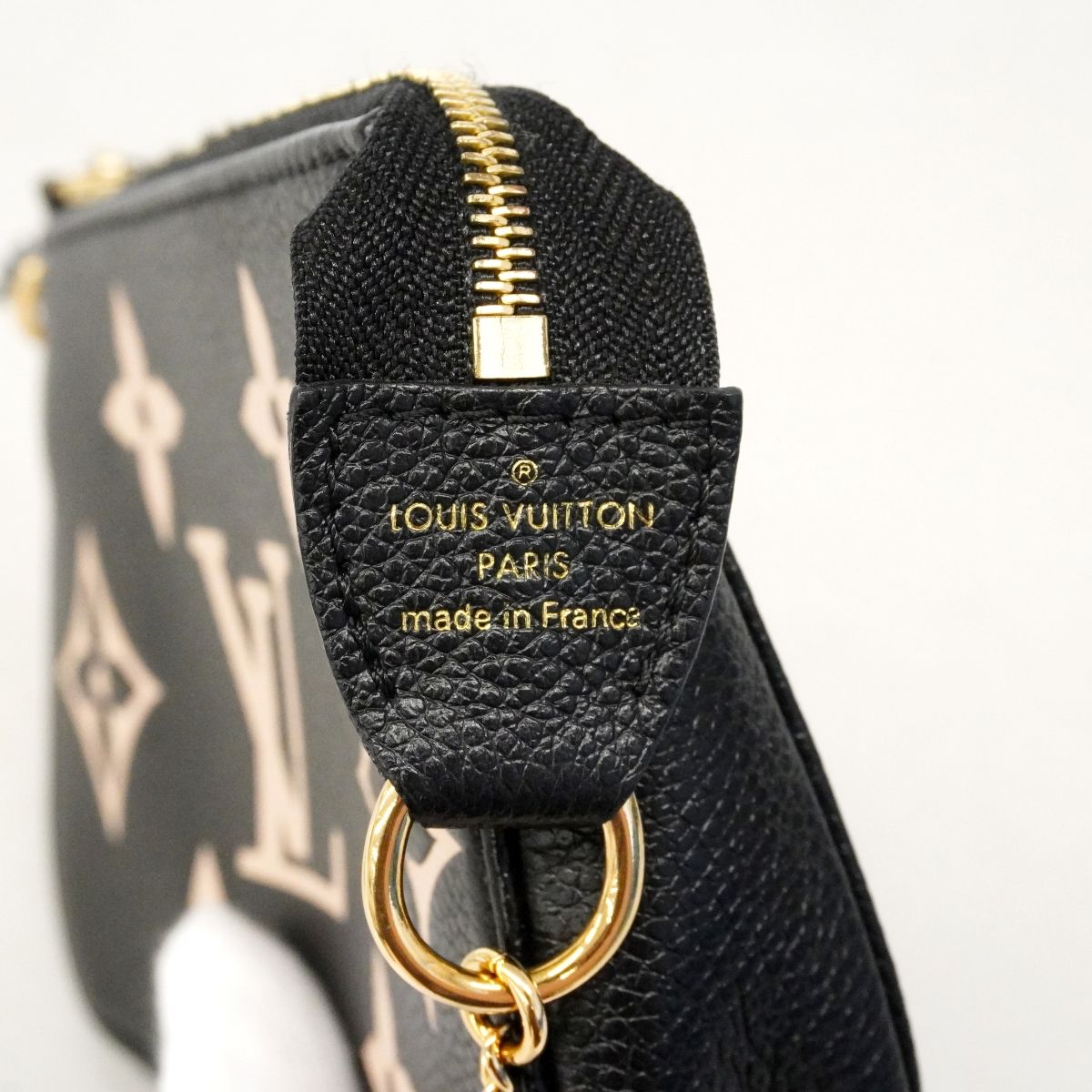 Louis Vuitton Pouch Monogram Empreinte Mini Pochette Noir Cream Bicolor — view 5