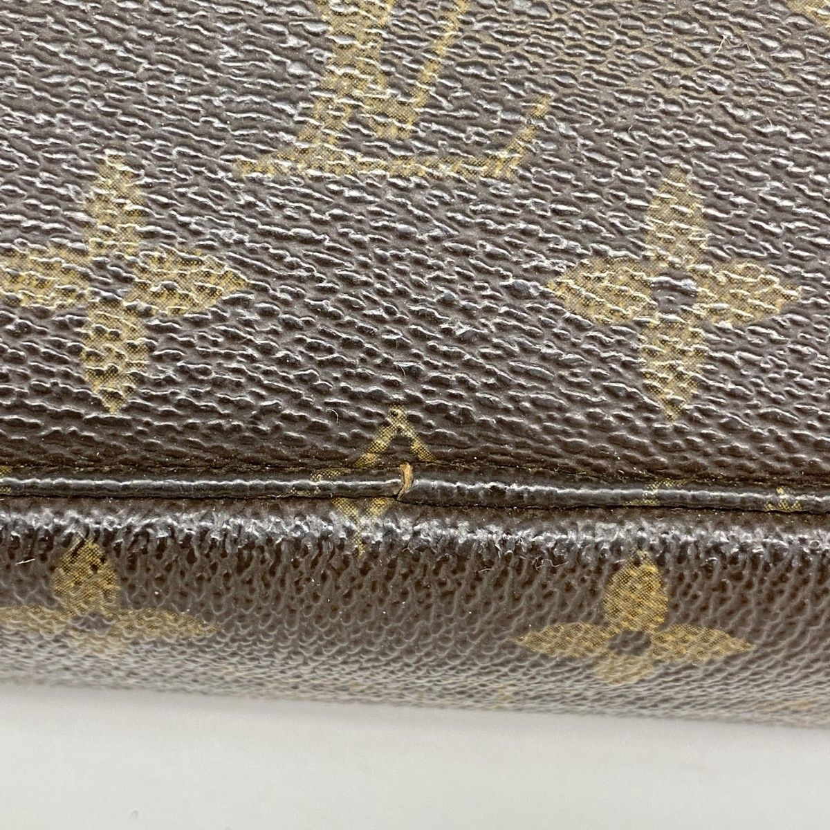 Louis Vuitton Pouch Monogram Trousse Toilette 23 Brown — view 6