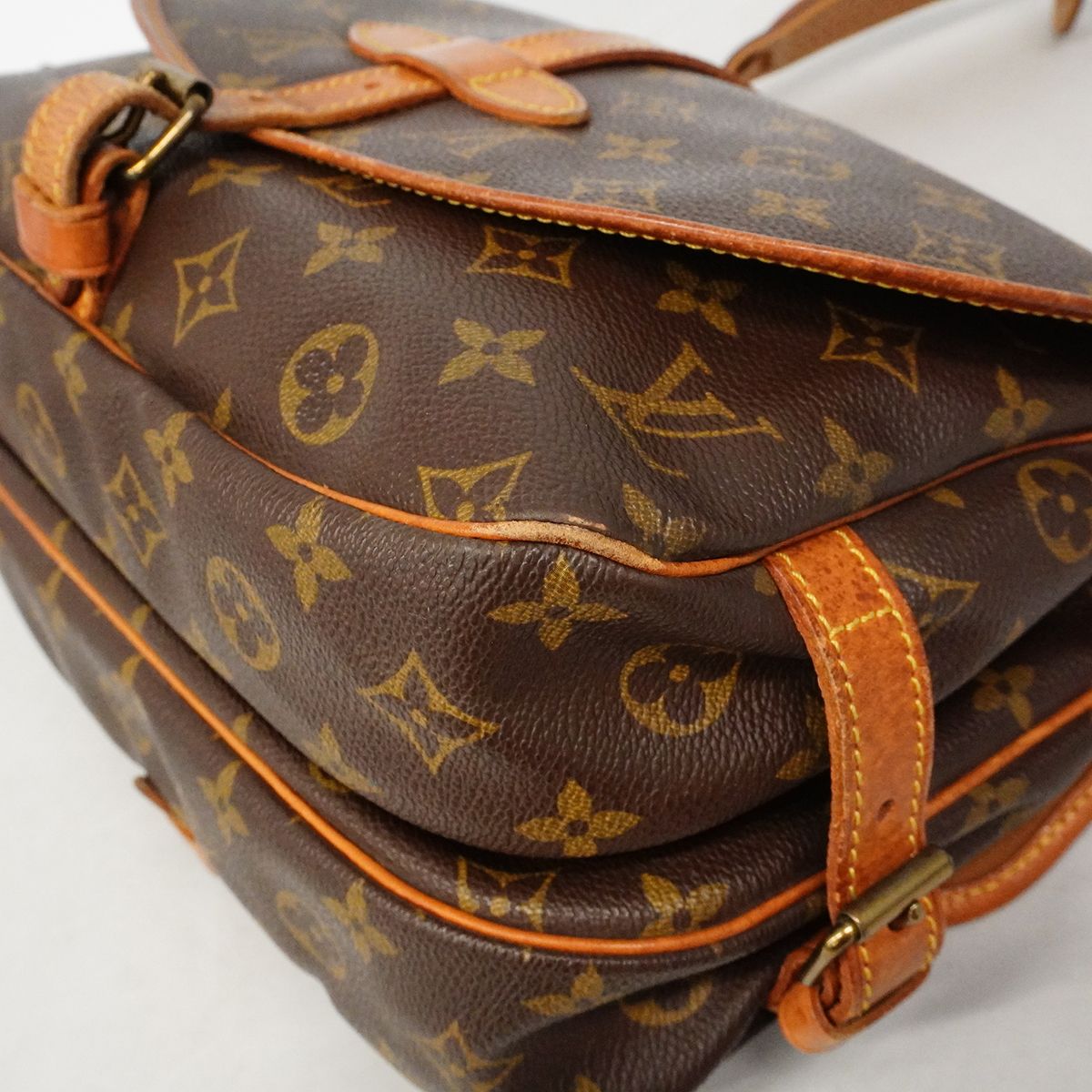 Louis Vuitton Shoulder Bag Monogram Saumur 30 Brown — view 6