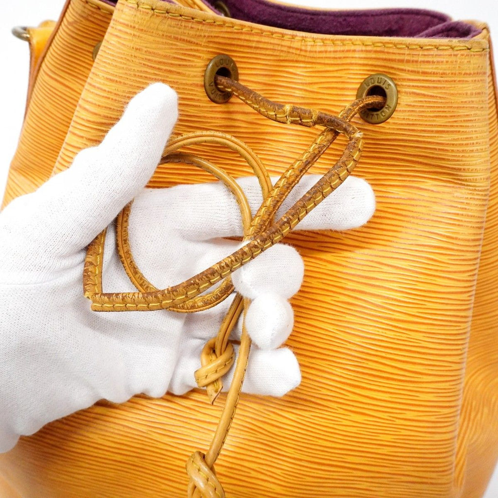 Louis Vuitton Shoulder Bag Epi Noe Jaune — view 7
