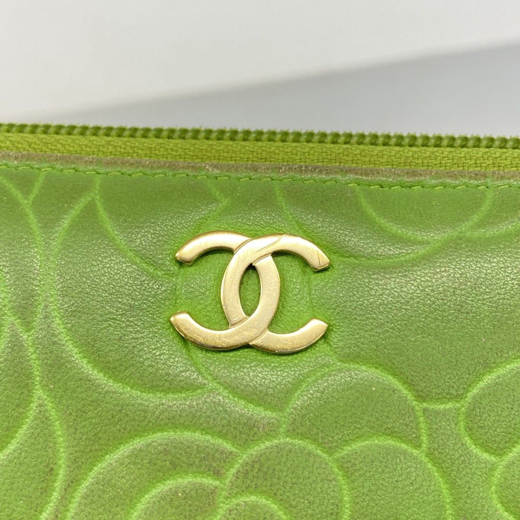 Chanel Wallet Camellia Lambskin Green Champagne Gold — view 8