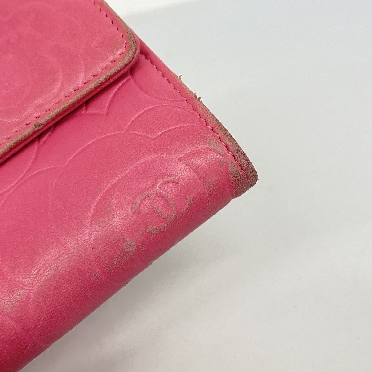 Chanel Wallet Camellia Lambskin Pink Champagne Gold — view 8