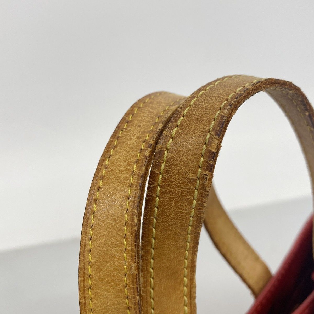 Louis Vuitton Handbag Vernis Reed PM Rouge — view 7