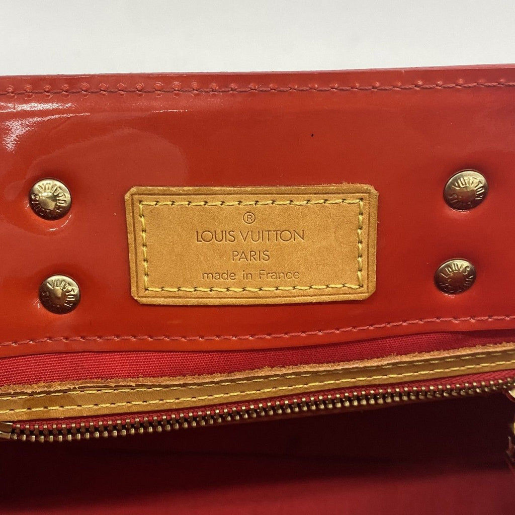 Louis Vuitton Handbag Vernis Reed PM Rouge — view 5