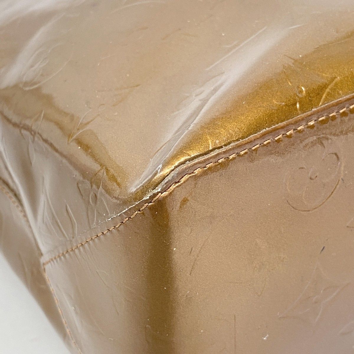 Louis Vuitton Tote Vernis Reed MM Blanc — view 7