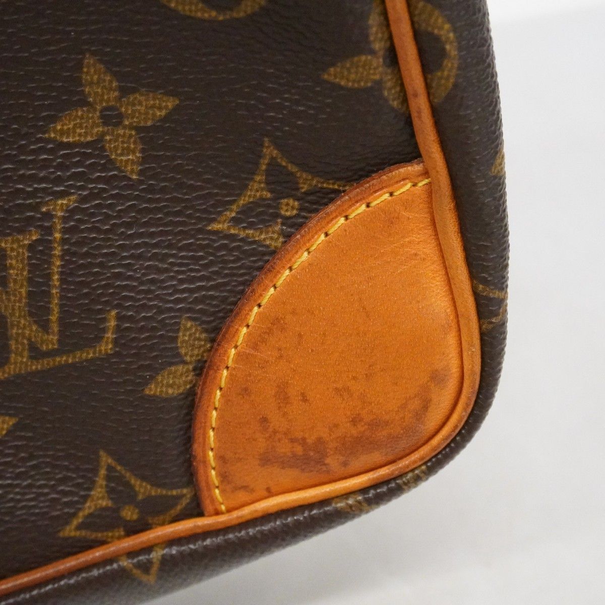 Louis Vuitton Clutch Monogram Compiegne 28 Brown — view 6