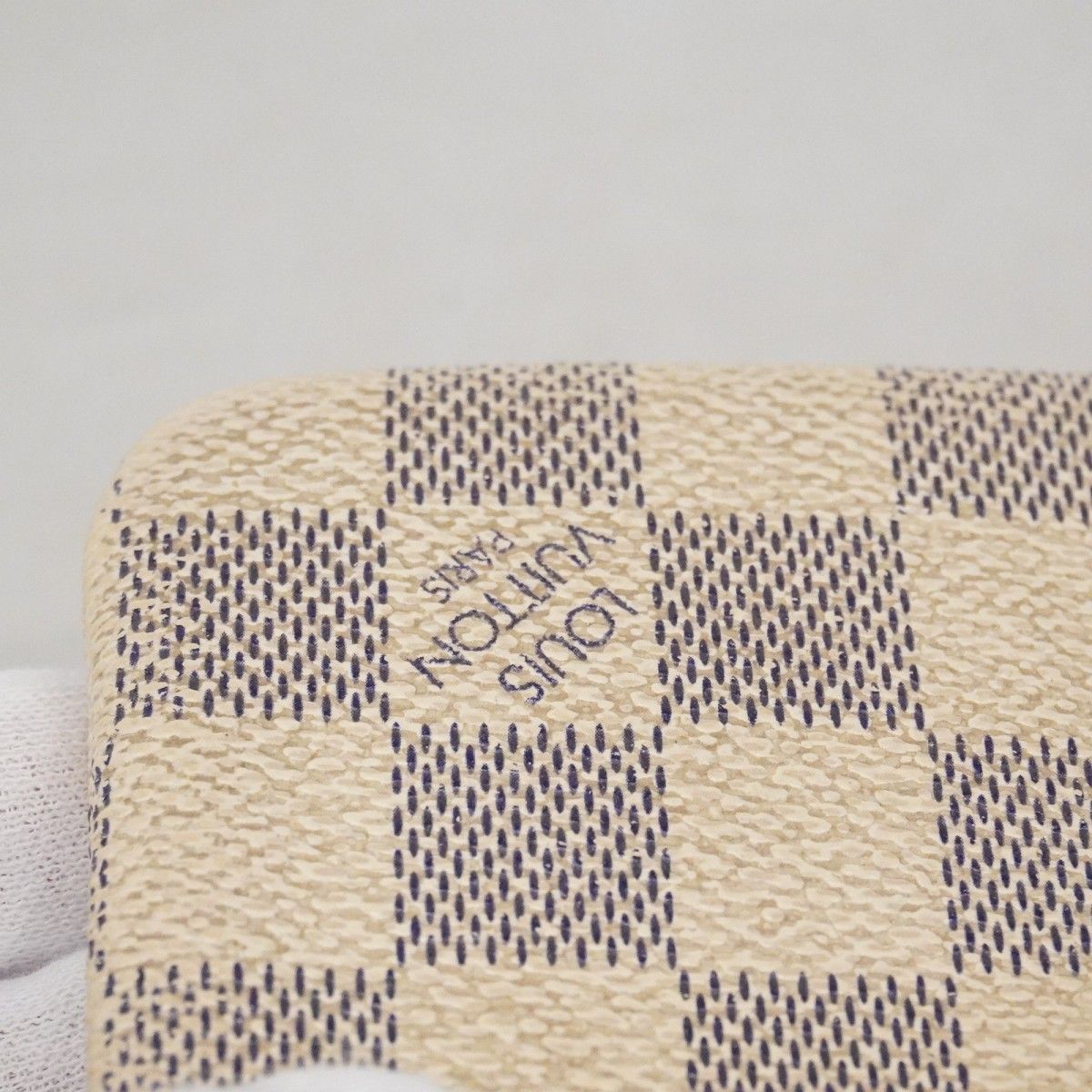 Louis Vuitton Coin Case Damier Azur Pochette Cles White — view 8