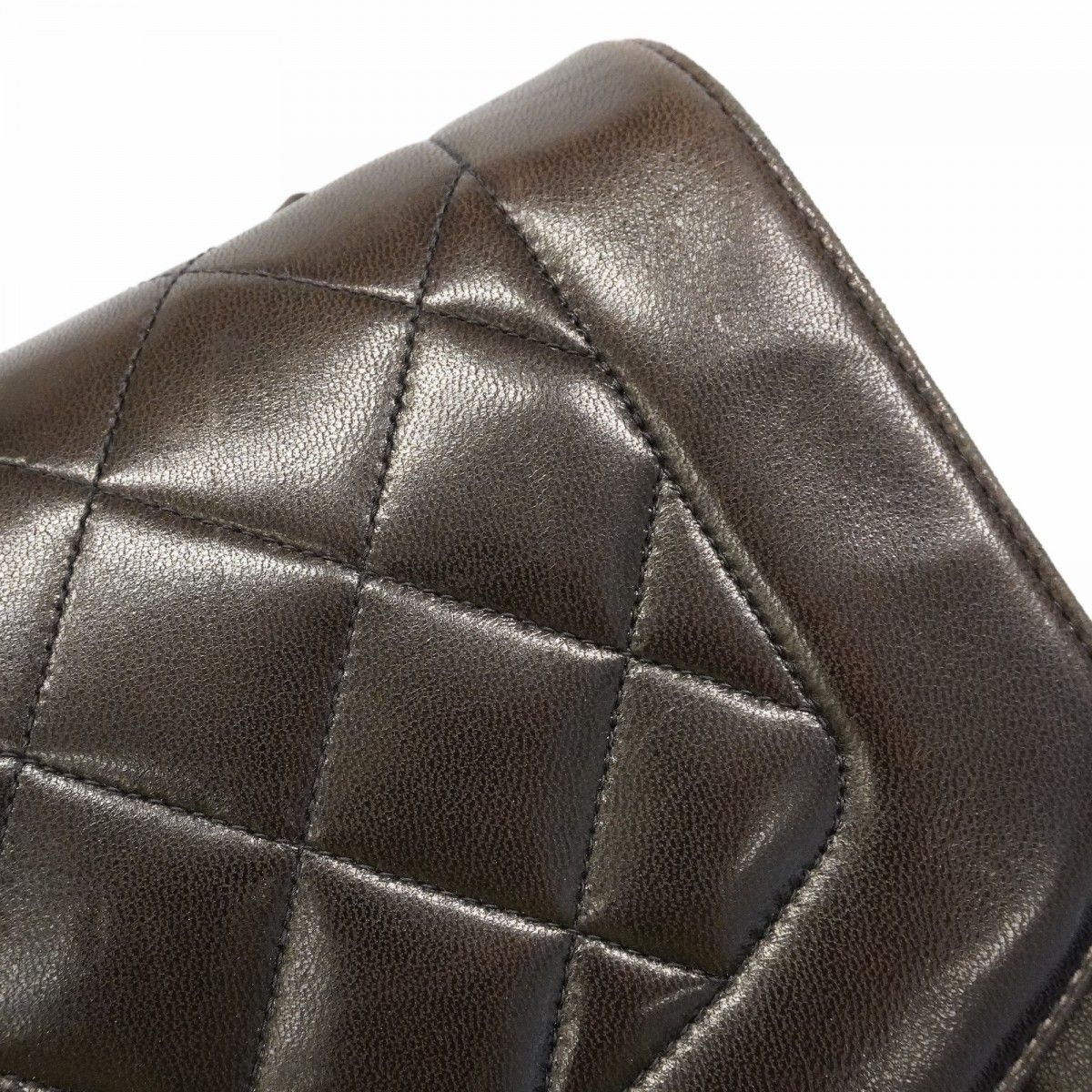 Chanel Shoulder Bag Diana Lambskin Black Gold — view 9