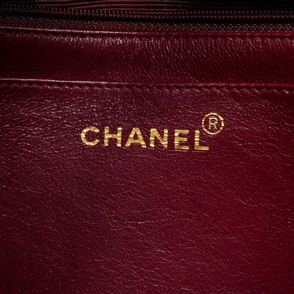 Chanel Shoulder Bag Diana Lambskin Black Gold — view 5