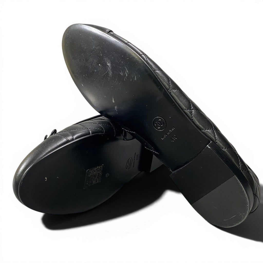 Chanel Ballerina Aged Calfskin Quilted CC Logo Leather Flat Shoes 41 Black — view 8