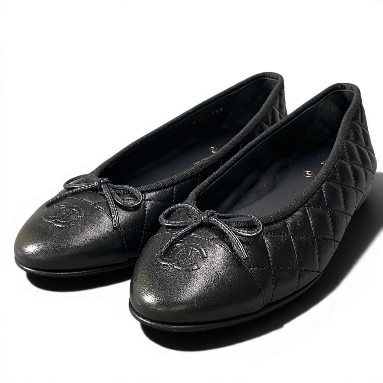 Chanel Ballerina Aged Calfskin Quilted CC Logo Leather Flat Shoes 41 Black — view 2