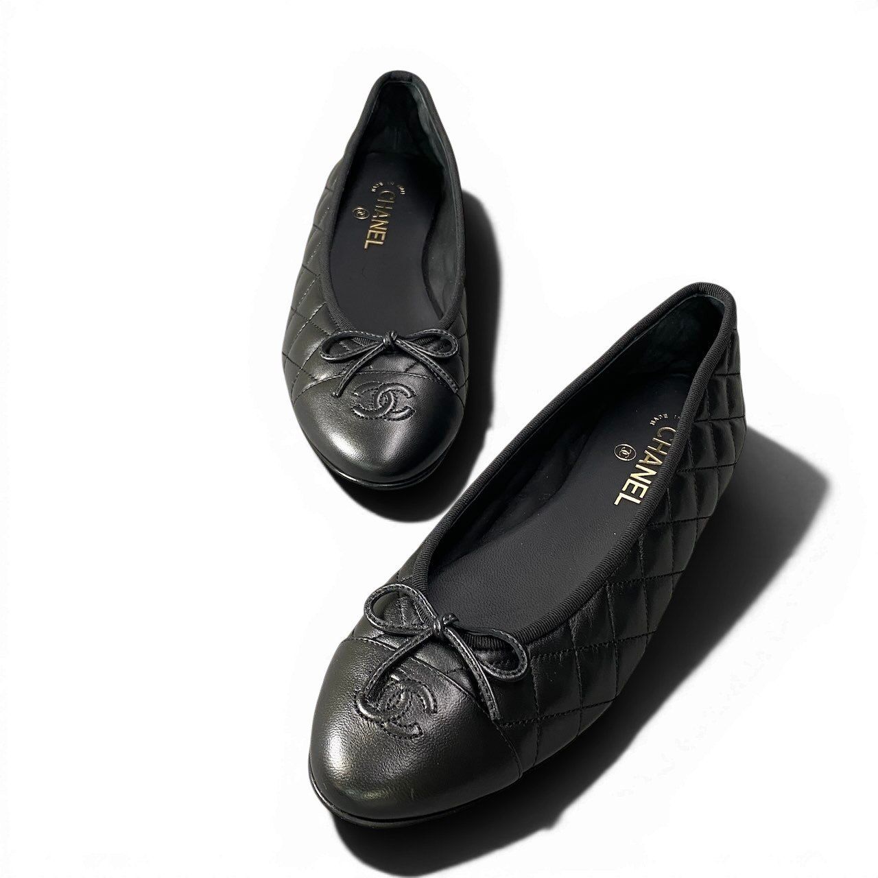 Chanel Ballerina Aged Calfskin Quilted CC Logo Leather Flat Shoes 41 Black — view 3