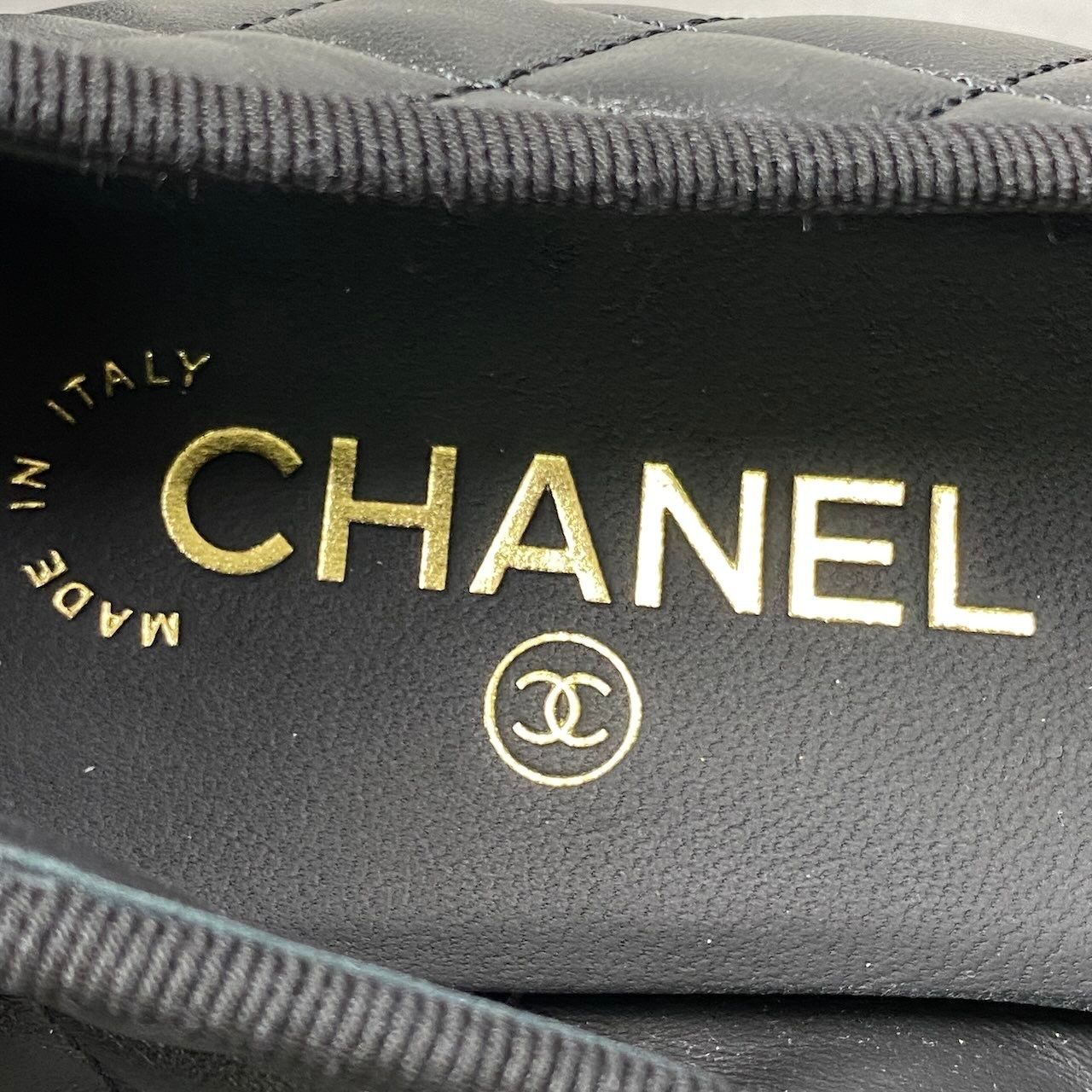 Chanel Ballerina Aged Calfskin Quilted CC Logo Leather Flat Shoes 41 Black — view 9