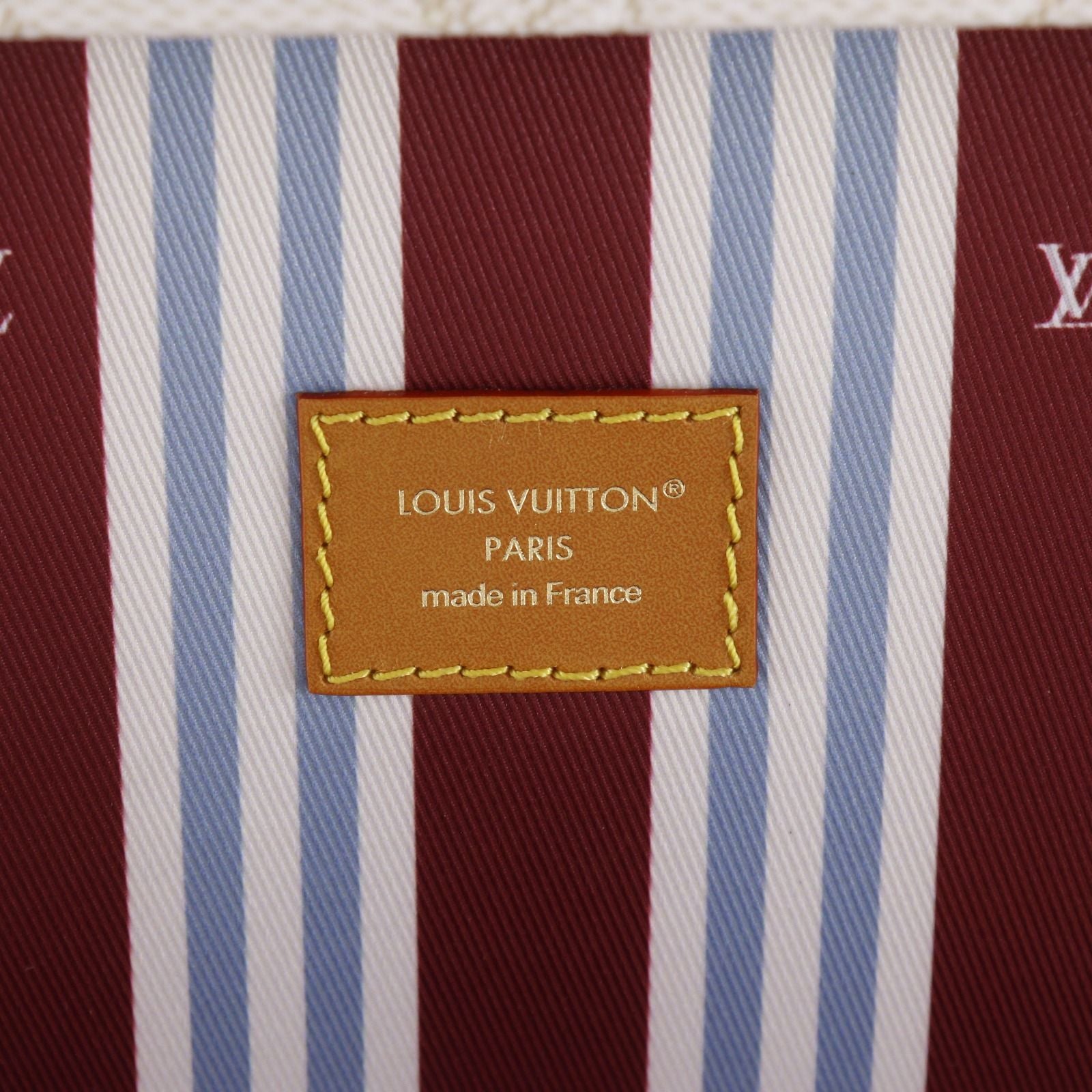Louis Vuitton Coffret Resor 24 Monogram Heritage White Case Shoulder — view 7