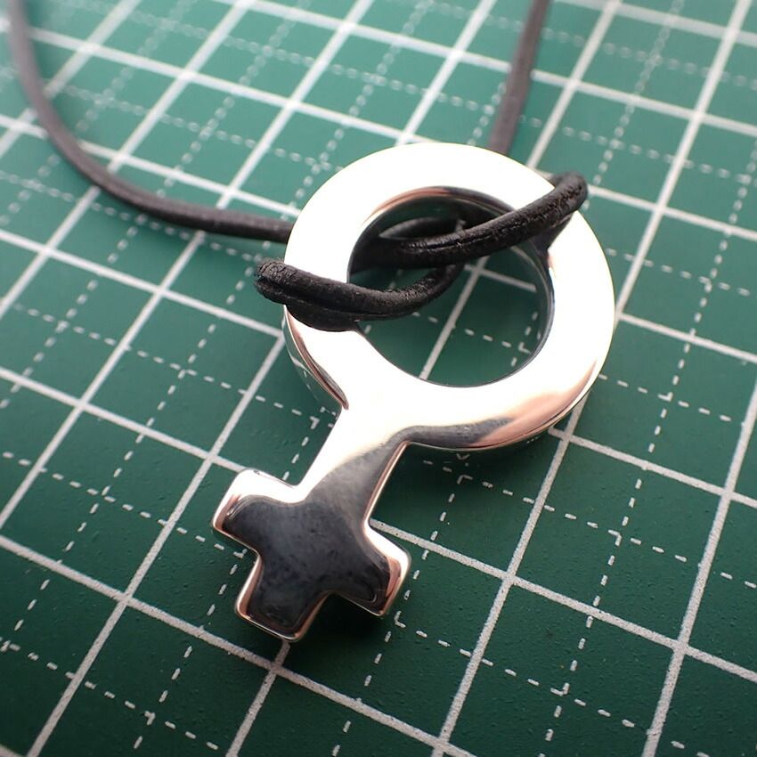 Gucci 925 Symbol Pendant — view 9