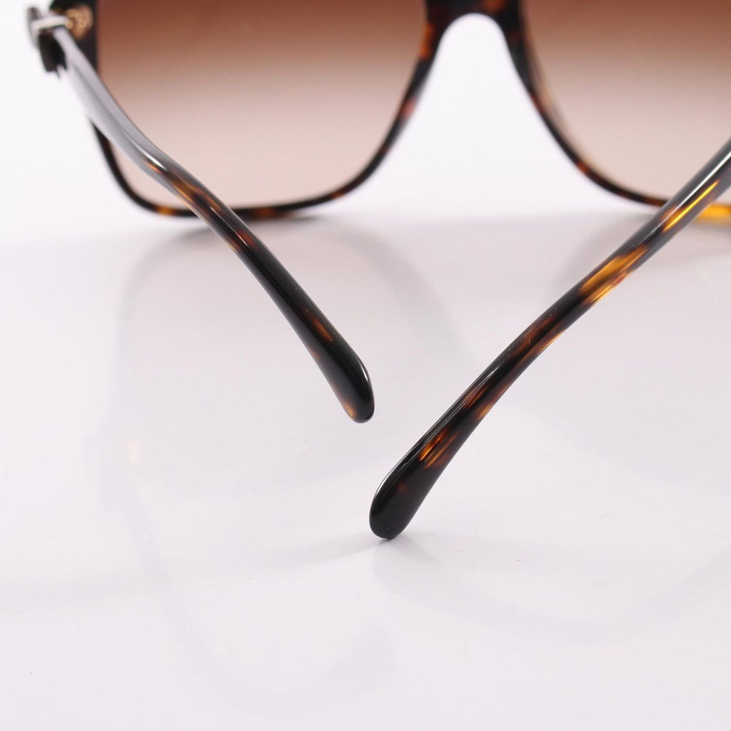 Chanel Sunglasses CC Logo Ribbon Gradient Lens Tortoiseshell Pattern Eyewear — view 7