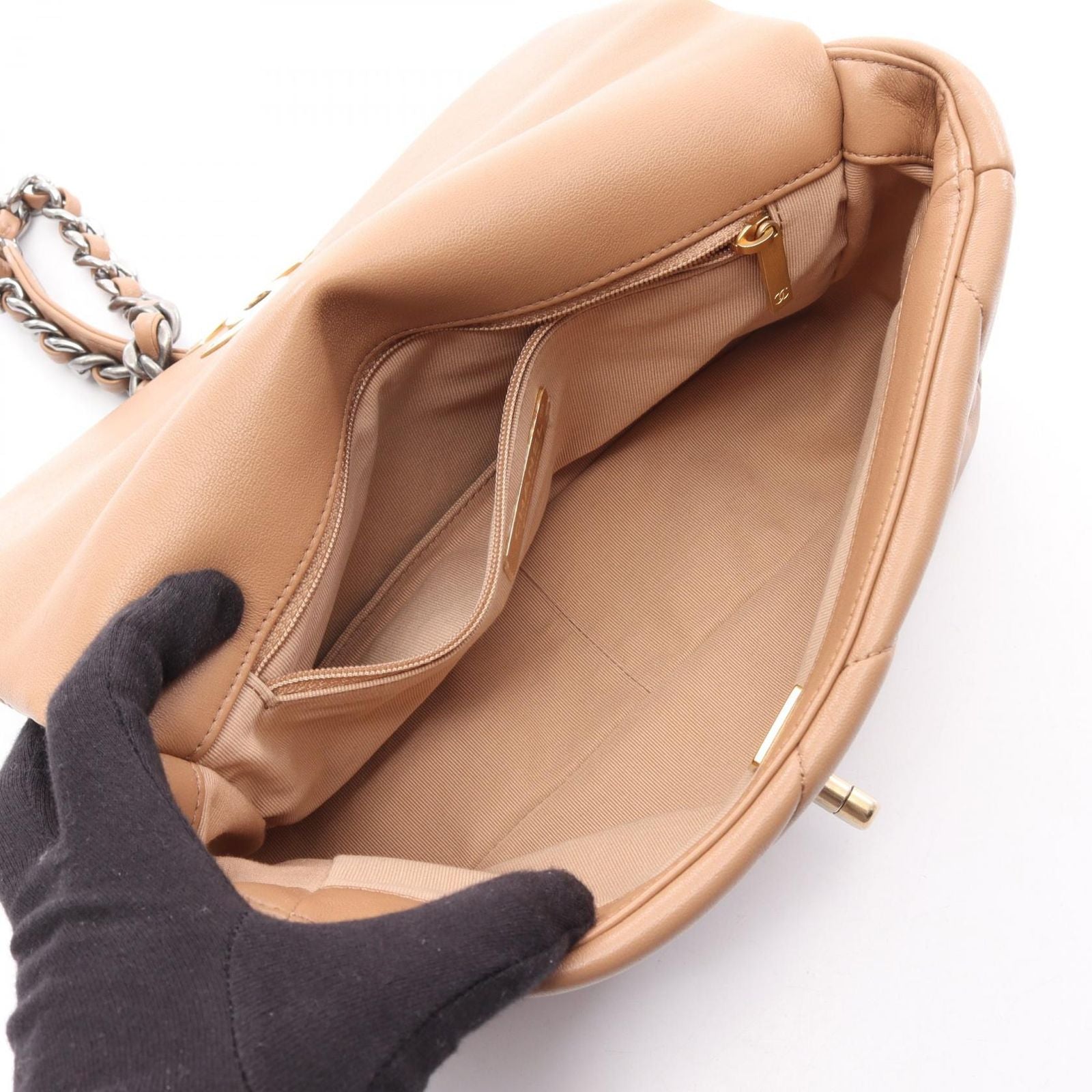 Chanel Shoulder Bag 19 Dizeneuf Quilted 2-Way Camel Lambskin 19 Chain — view 3