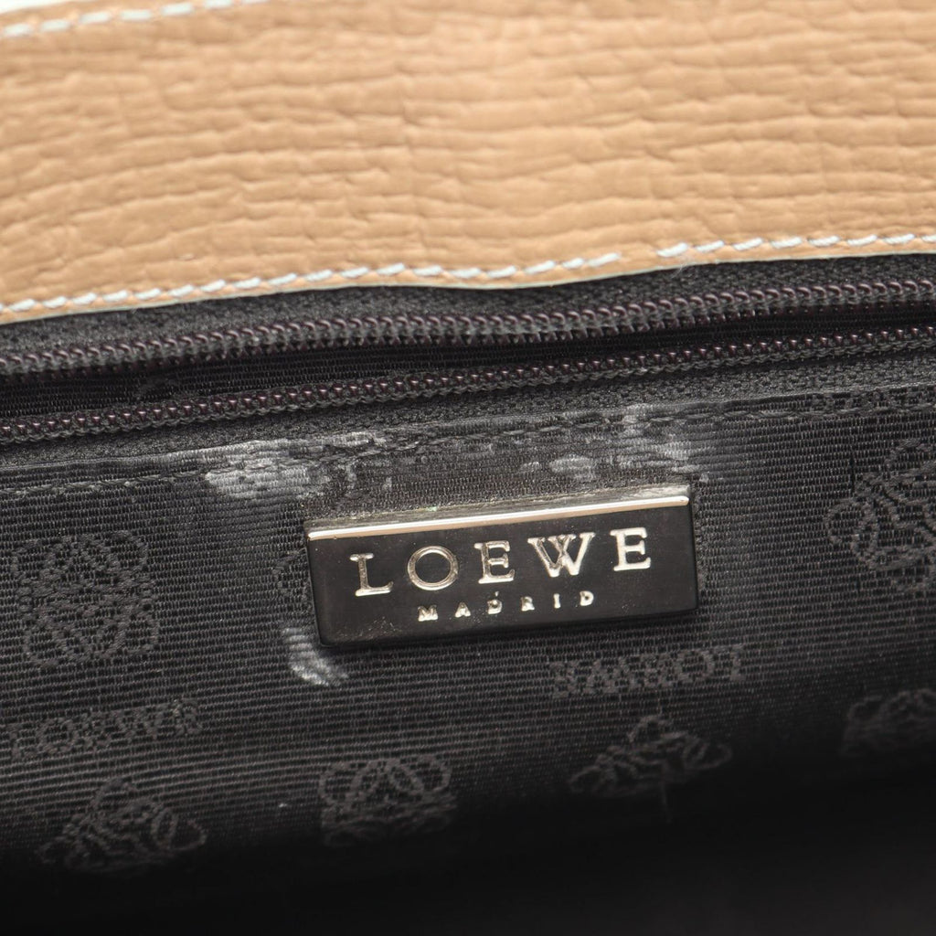 Loewe Shoulder Bag Logo Beige Leather — view 4