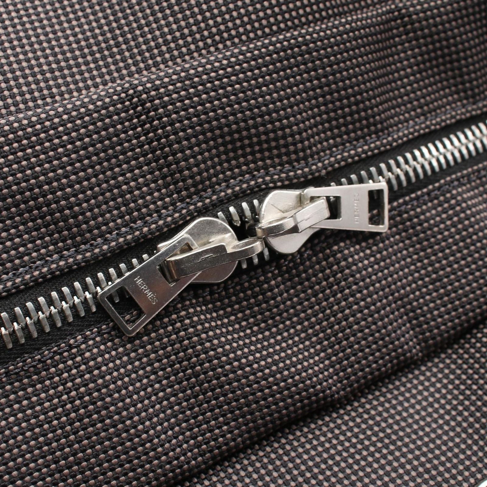 Hermes Tote Her Line MM Gray — view 7