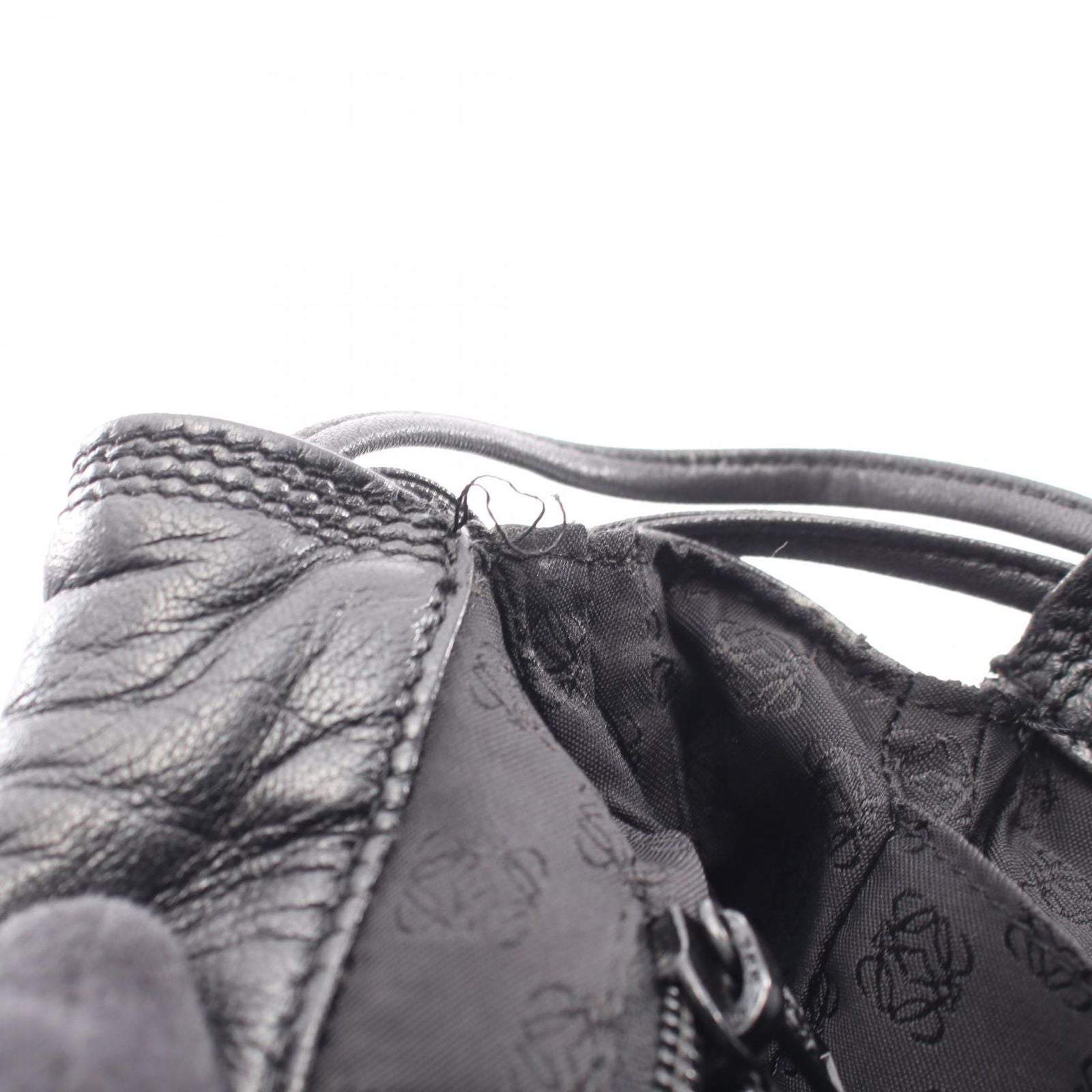 Loewe Shoulder Bag Anagram Black Leather — view 8