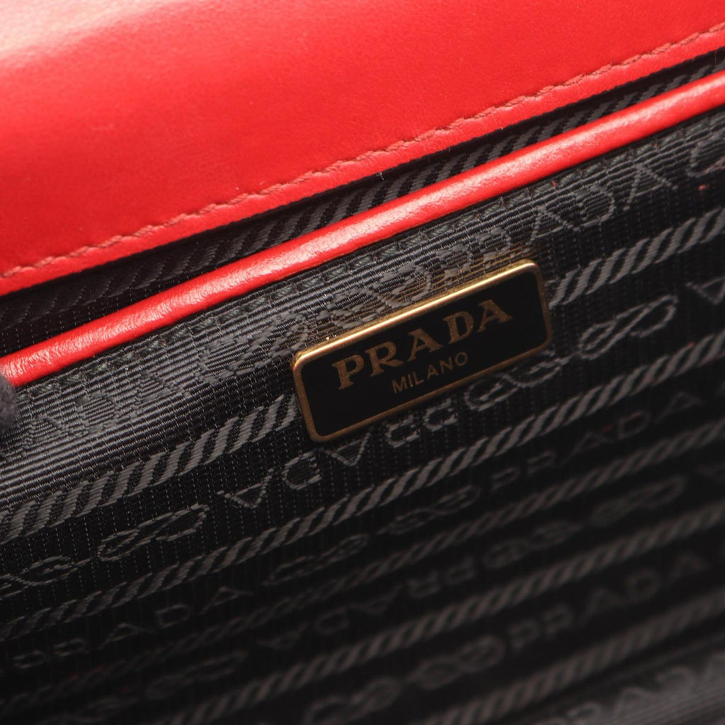 Prada Shoulder Bag Red Saffiano Leather Chain — view 4