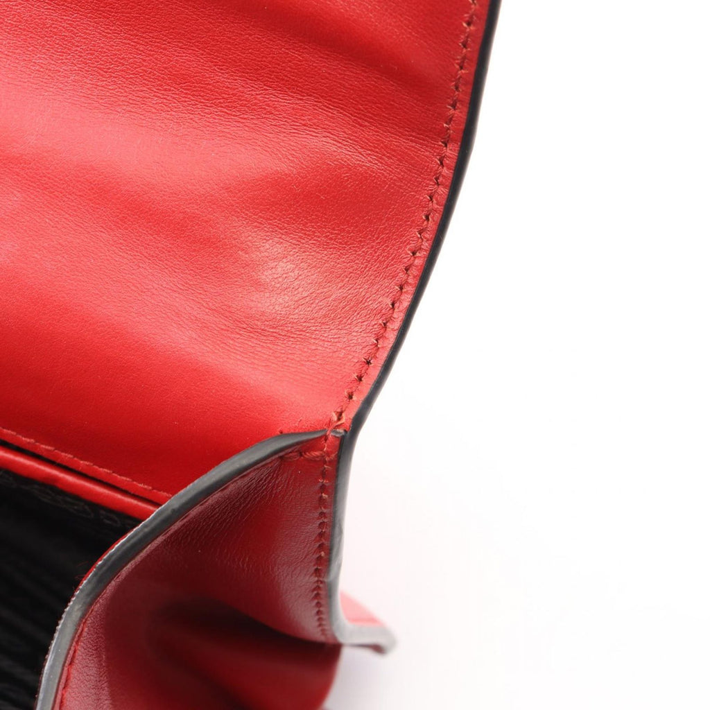 Prada Shoulder Bag Red Saffiano Leather Chain — view 5