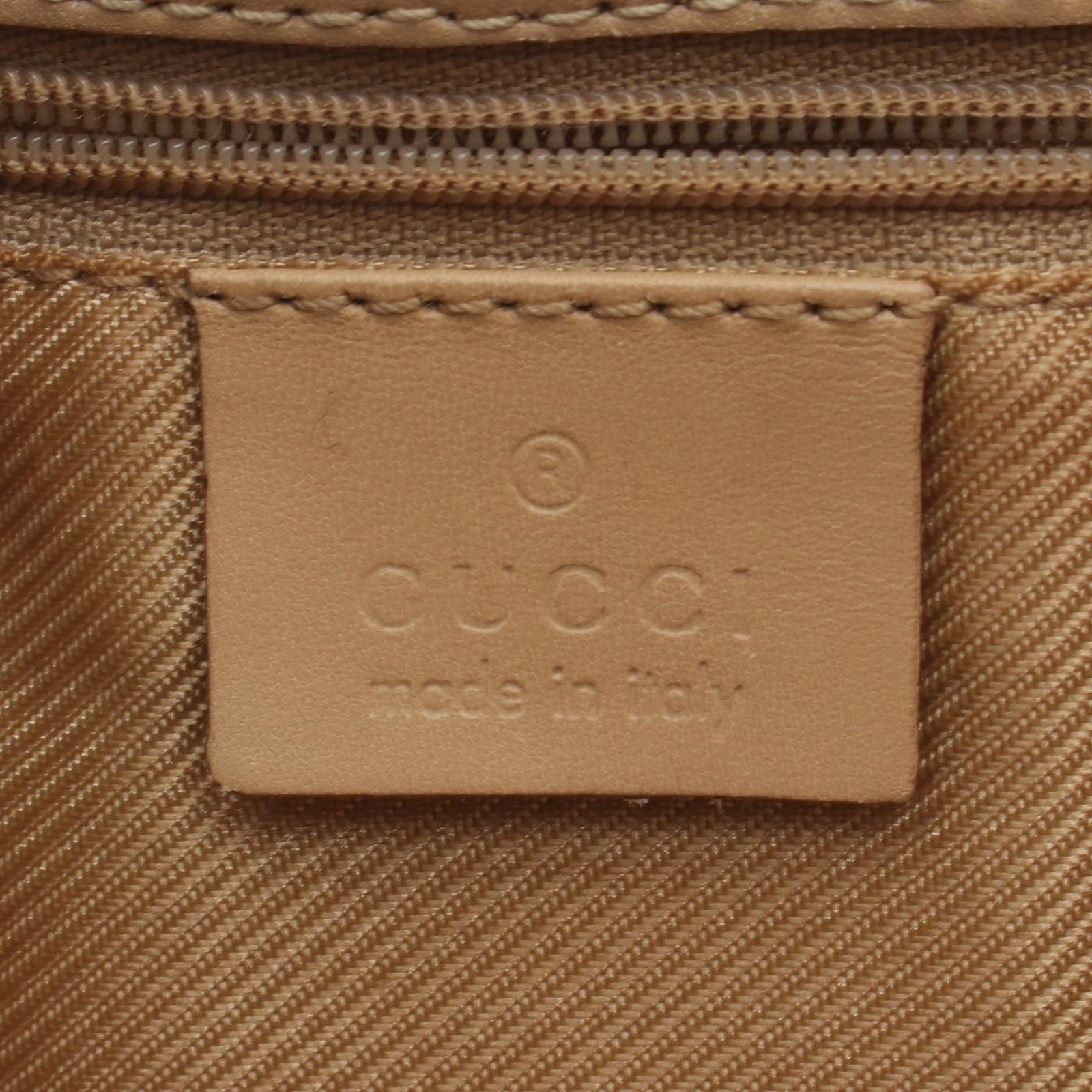 Gucci Shoulder Bag Logo Embossed 001 Beige Suede Leather Jackie — view 4