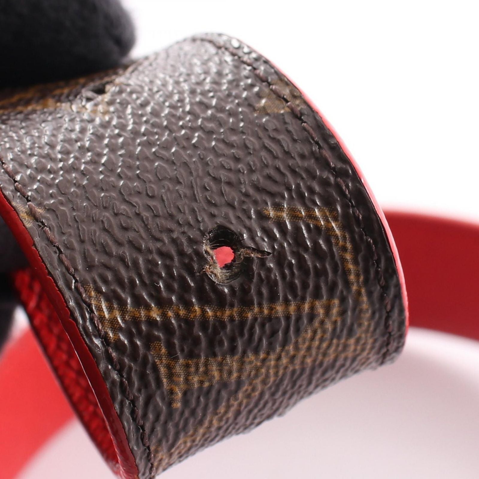 Louis Vuitton Belt Ceinture Initial Gold Reversible Leather — view 6