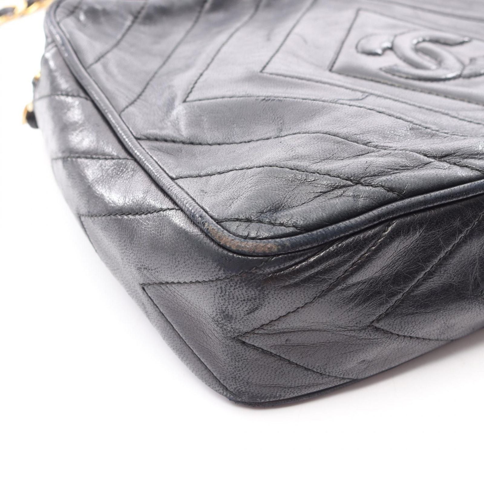 Chanel Shoulder Bag CC Logo Diamond Stitch Black Lambskin CC Chain — view 9