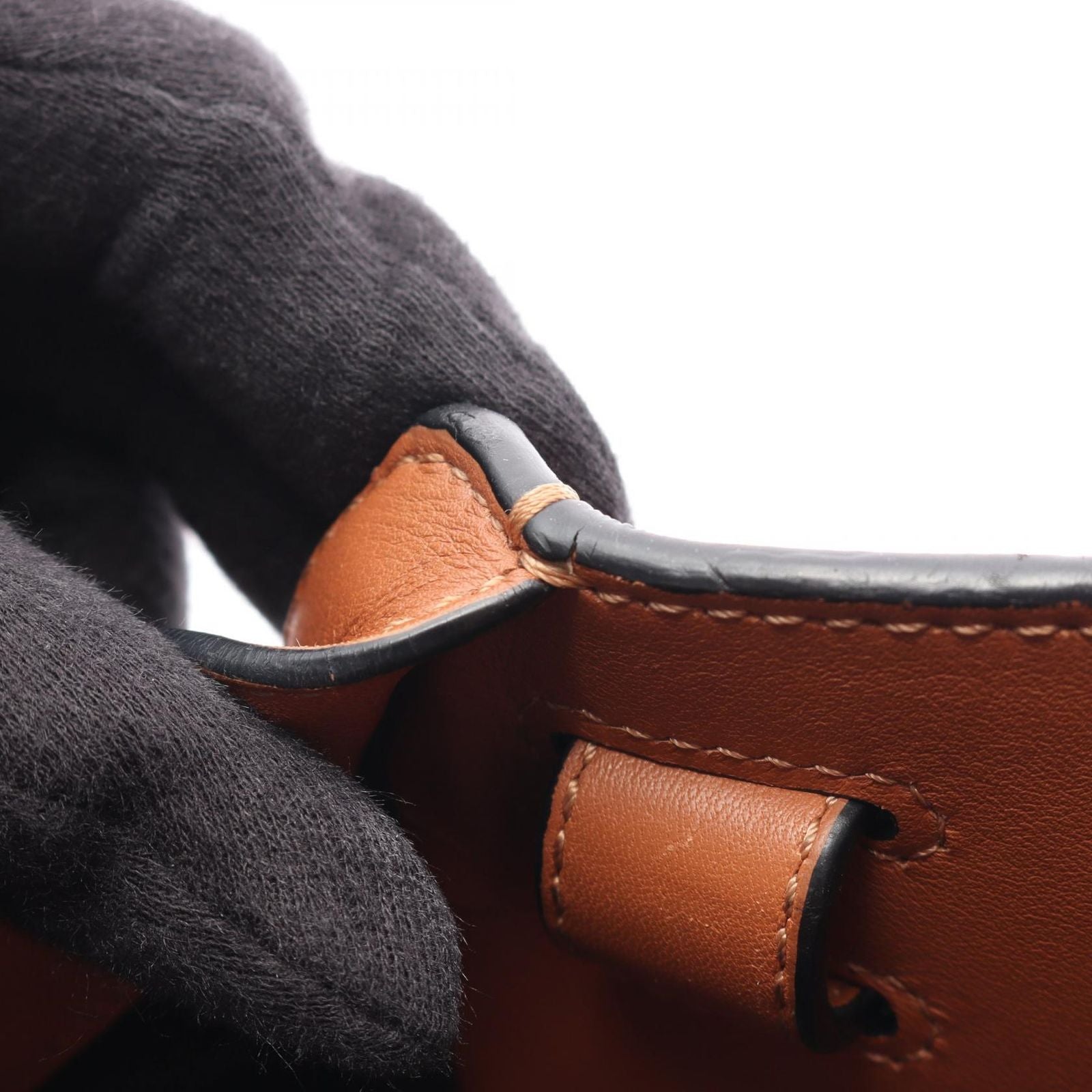 Loewe Handbag Hammock Small 2-Way Tan Leather — view 7