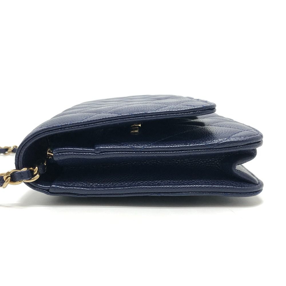 Chanel Shoulder Bag CC Logo Classic Caviar Leather Blue — view 3