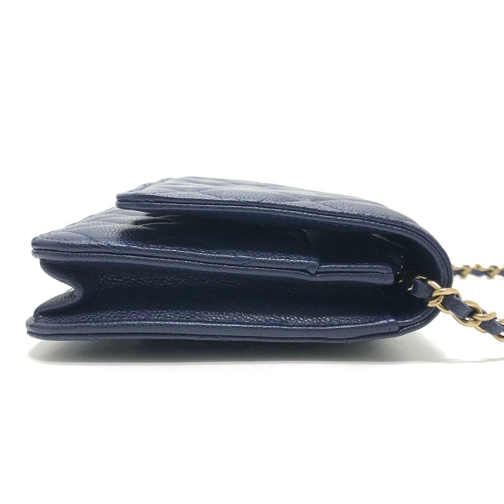 Chanel Shoulder Bag CC Logo Classic Caviar Leather Blue — view 4