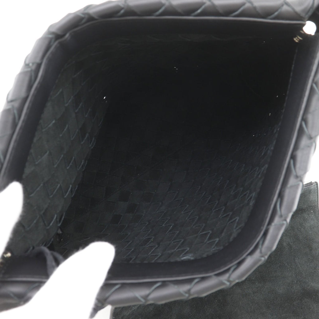 Bottega Veneta Classic Hydrology Intrecciato Leather Black Clutch — view 5