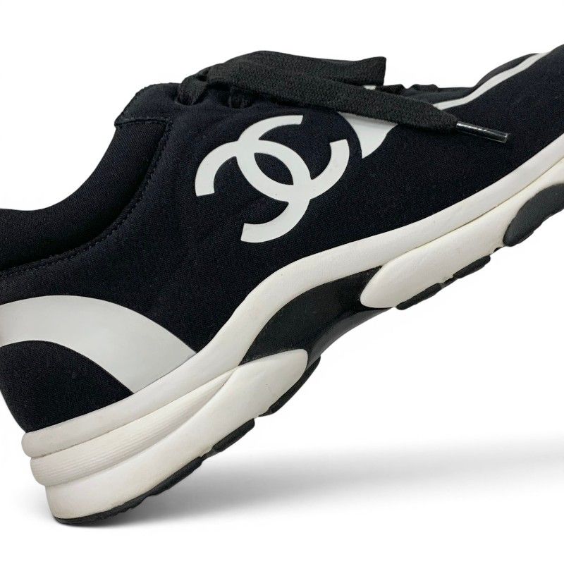 Chanel Sneakers Fabric Rubber Black White CC Logo — view 9