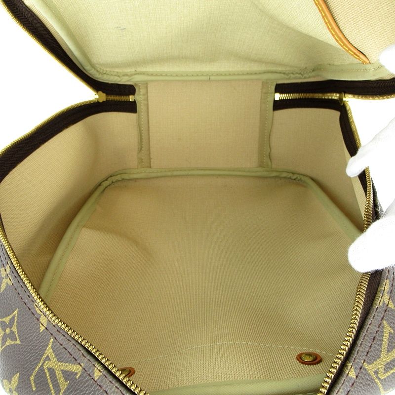Louis Vuitton Excursion Monogram Handbag Brown — view 7