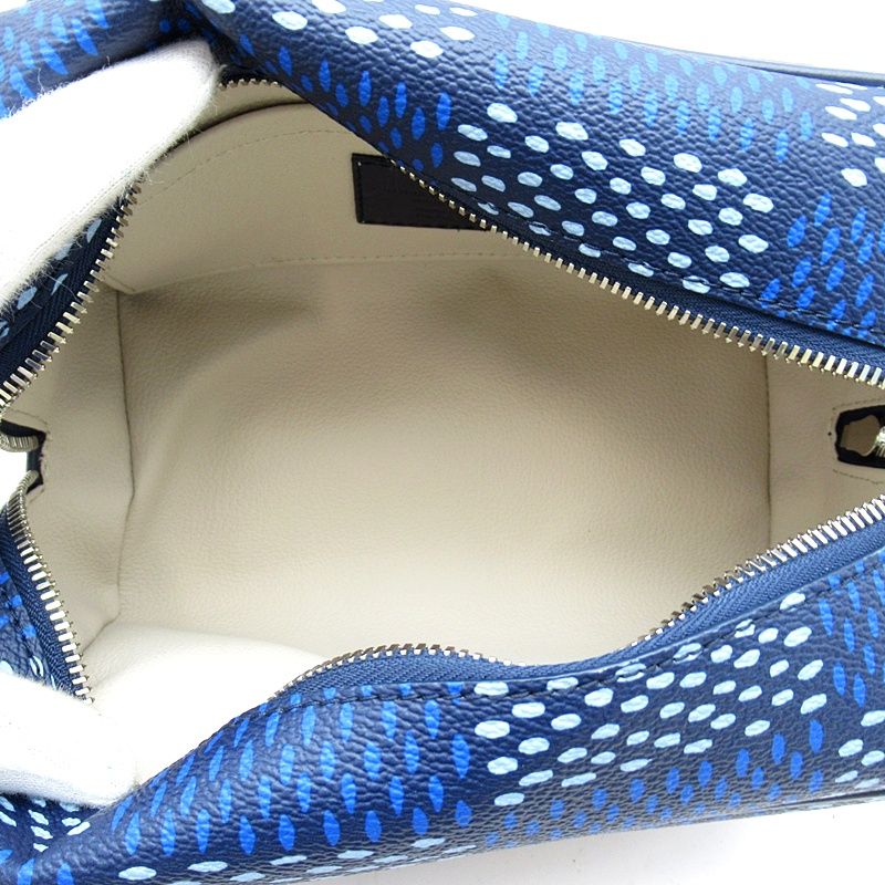 Louis Vuitton Rocca Dopp Kit Damier Heritage Canvas Handbag Blue — view 7