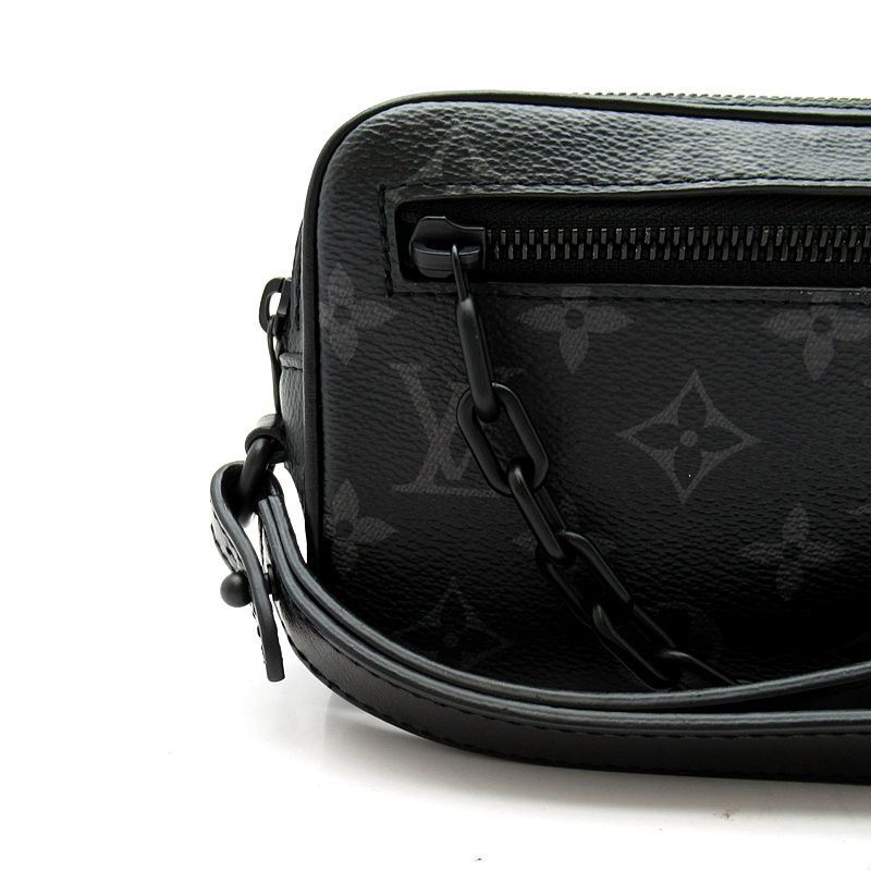 Louis Vuitton Pochette Volga Monogram Eclipse Clutch Black — view 2