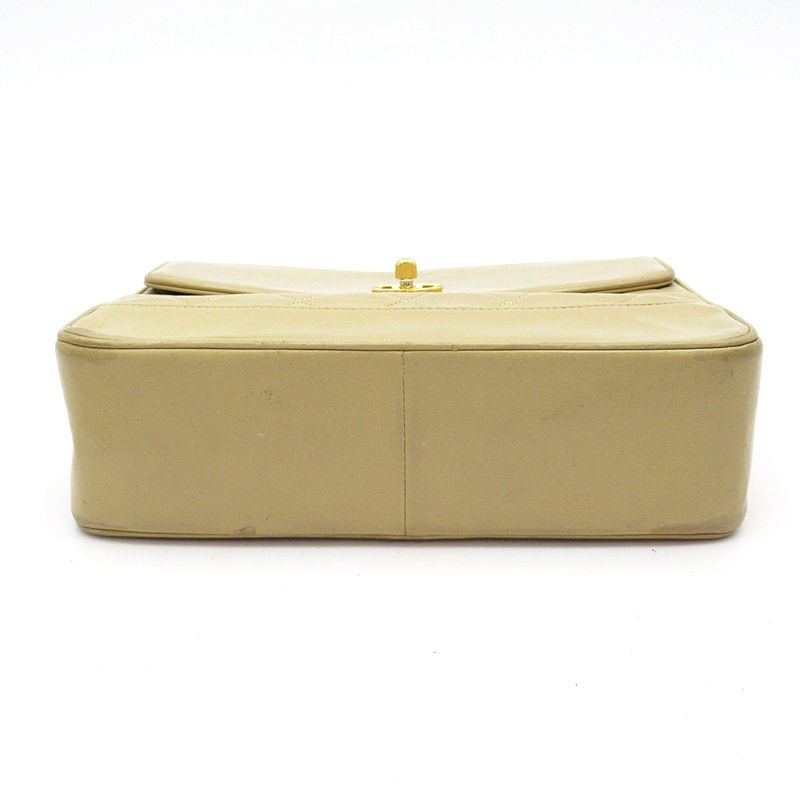 Chanel Chain Shoulder Bag Lambskin Beige — view 6