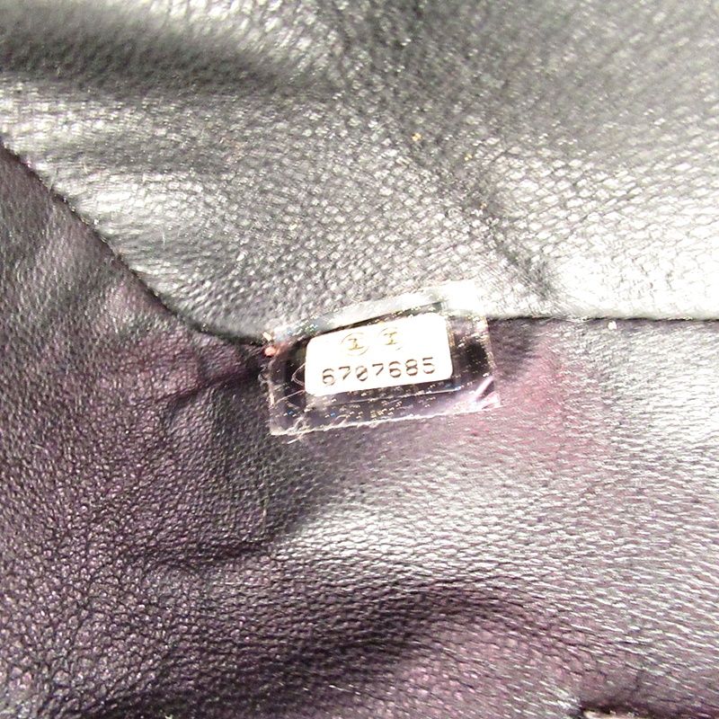 Chanel Reissue Tote Caviar Leather Handbag Black — view 9