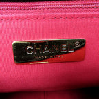 Chanel 19 Flap Chain Shoulder Bag Lambskin Black — view 7