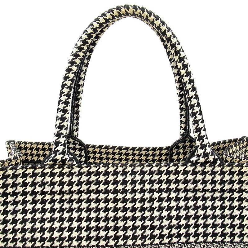 Dior Book Tote Canvas Black White Beauty — view 2