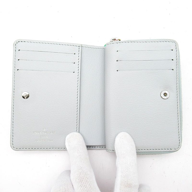 Louis Vuitton Portefeuille le Monogram Embossed Gray Wallet — view 6