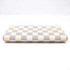 Louis Vuitton Portefeuille Sarah Damier Azur White Wallet — view 4