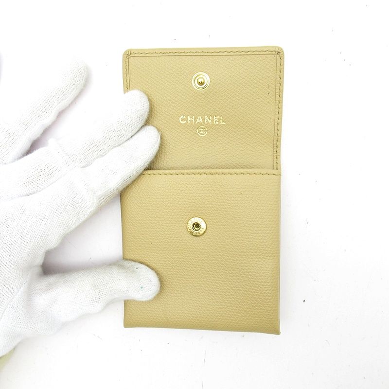 Chanel Coco Button Coin Case Calf Beige — view 6