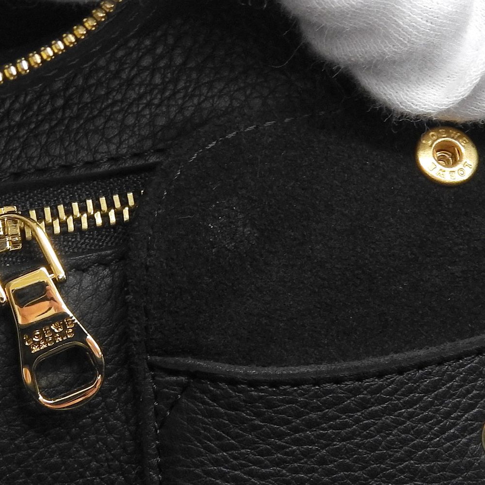 Loewe Amazona 23 Shoulder — view 6