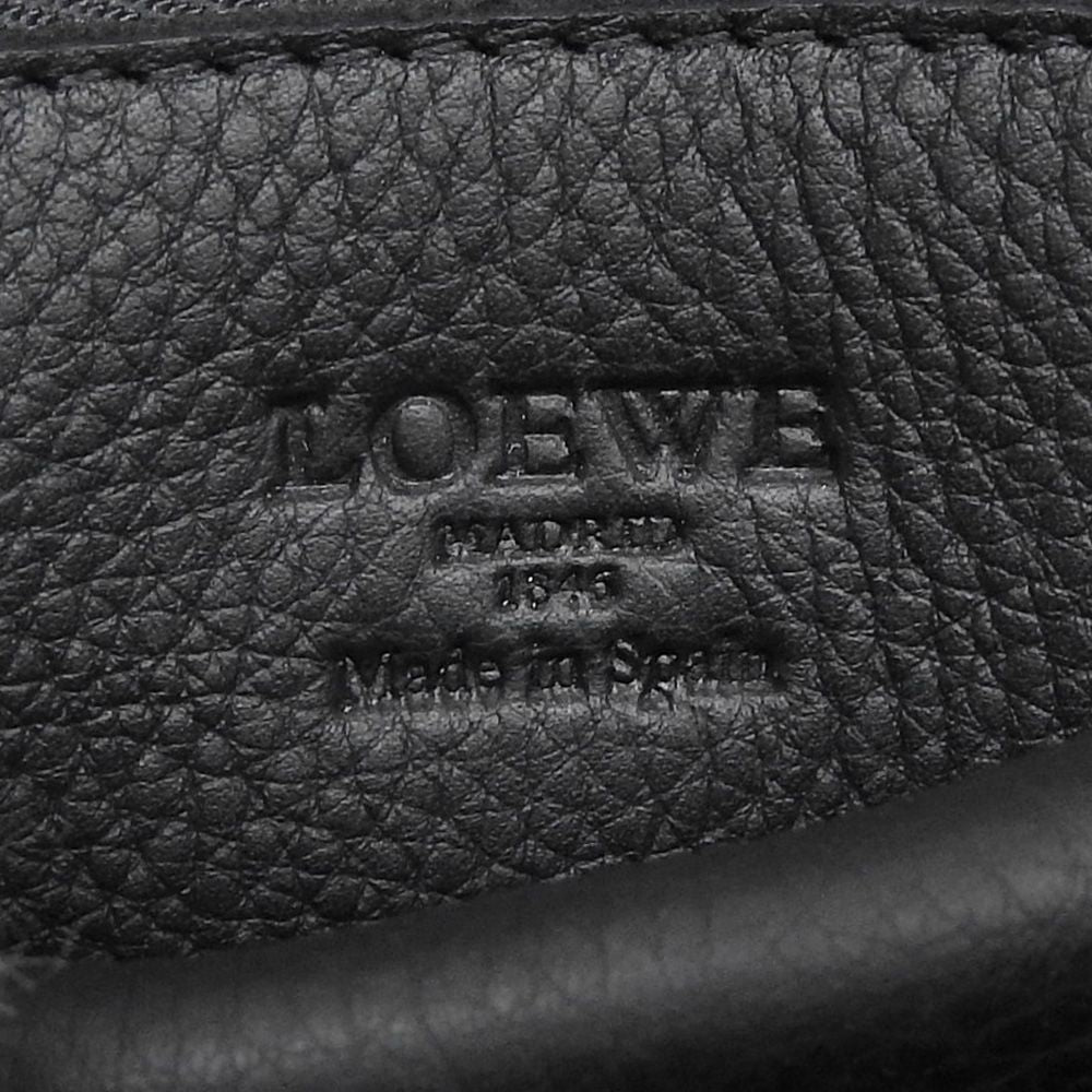 Loewe Amazona 23 Shoulder — view 8