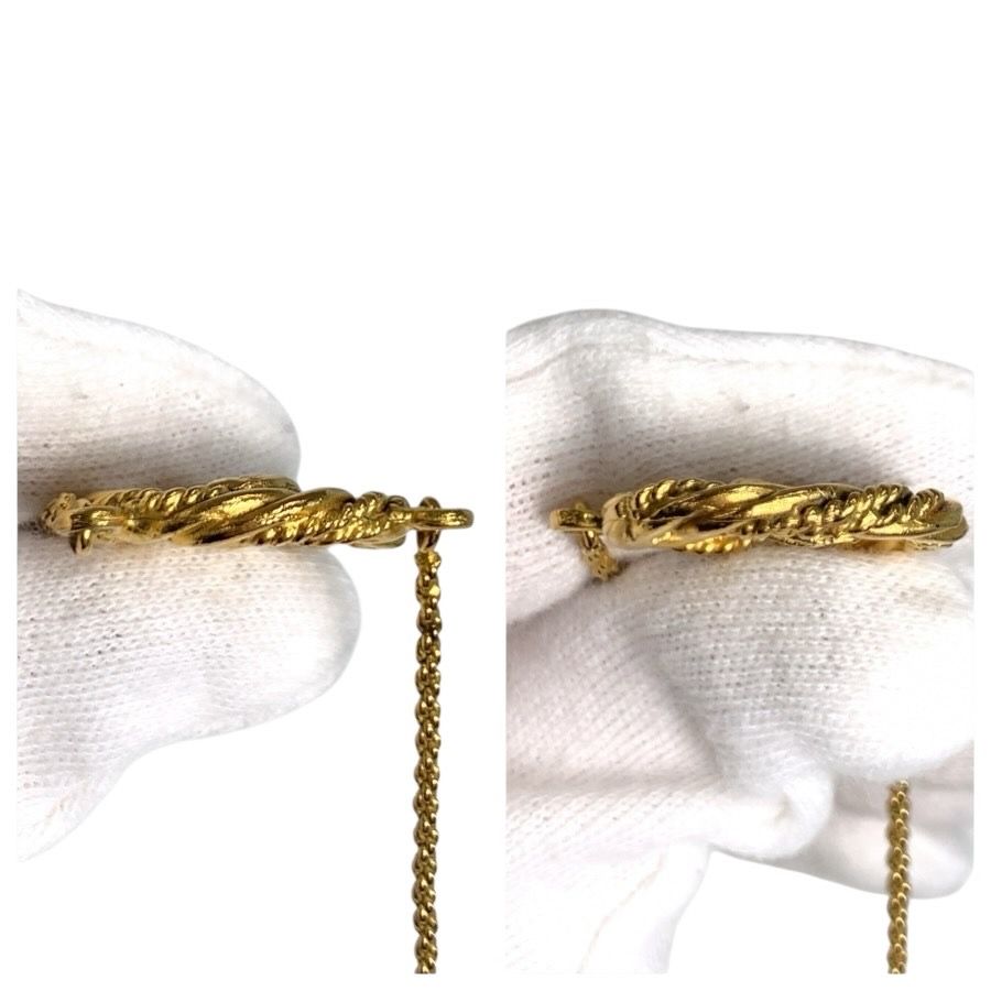 Chanel Vintage CC Logo Gold Metal Pendant — view 4