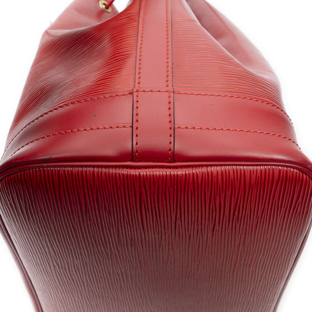 Louis Vuitton Noe Red — view 7