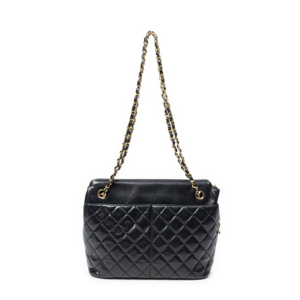 Chanel Vintage CC Chain Tote Black Quilted Lambskin Leather — view 5