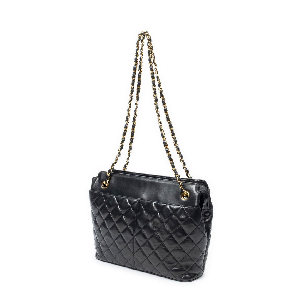 Chanel Vintage CC Chain Tote Black Quilted Lambskin Leather — view 2